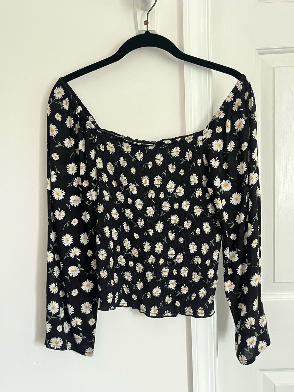 Daisy crop top smocked blouse
